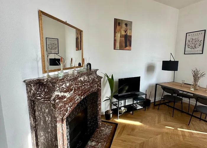 Spacieux Appt Haussmannien Parking Prive