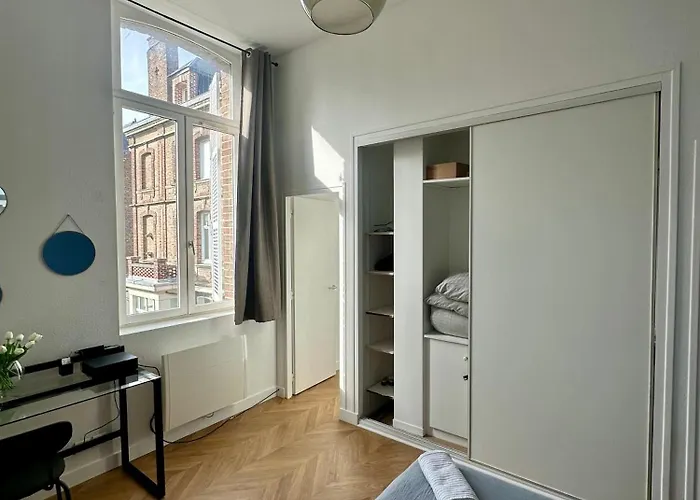 Spacieux Appt Haussmannien Parking Prive Апартаменты *