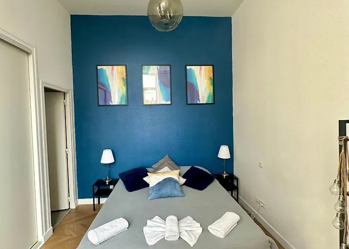 Апартаменты Spacieux Appt Haussmannien Parking Prive *