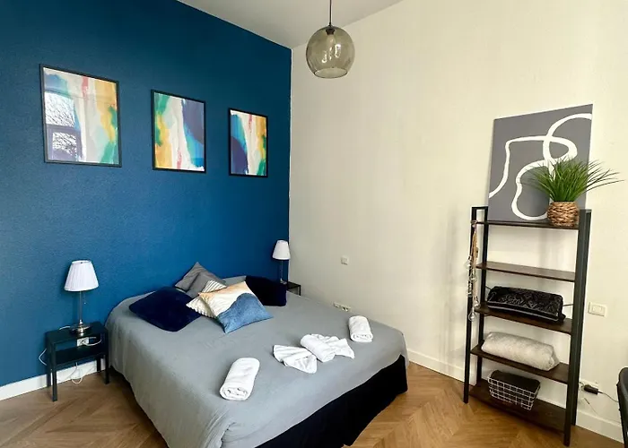 Апартаменты Spacieux Appt Haussmannien Parking Prive *