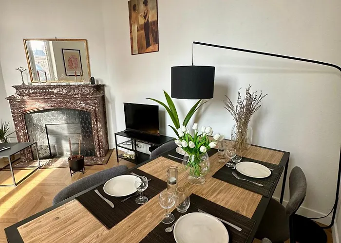 Spacieux Appt Haussmannien Parking Prive Апартаменты *